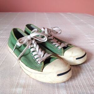 Converse Low-Top Green Canvas Sneakers with White Laces